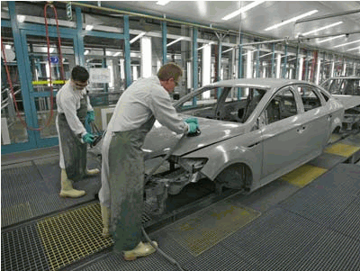 В России отмечается падение производства легковых автомобилей на 60,4% Падение